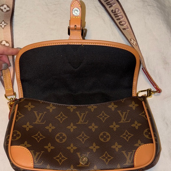 Designer Mono Tan and Brown Crossbody Bag - Picture 3 of 5